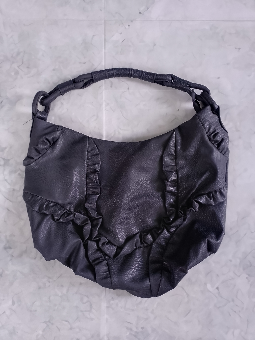 Vintage 90s Faux Leather Black Ruffle-Accent Shoulder Bag Giannini